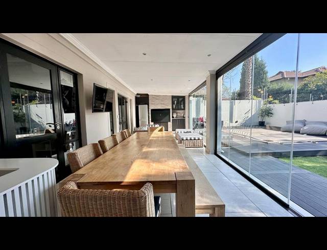 5 BEDROOM PROPERTY TO RENT IN LONEHILL